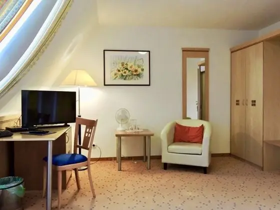 Tek Büyük Yataklı Oda