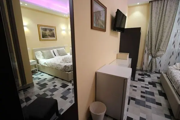 Comfort Tek Büyük Yataklı Oda (102)