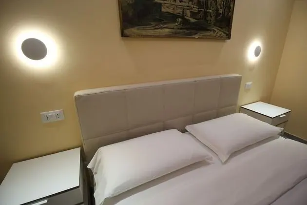 Comfort Tek Büyük Yataklı Oda (103)