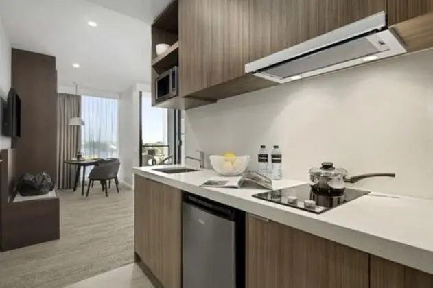 Executive Stüdyo, Balkon