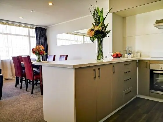 3 Bedrooms Apartment