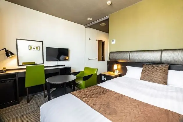 Tek Büyük Yataklı Oda, Sigara İçilmez