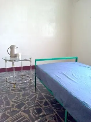 Tek Kişilik Oda, Sigara İçilmez