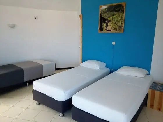 Standard Tek Büyük veya İki Ayrı Yataklı Oda, 1 Çift Kişilik veya 2 Tek Kişilik Yatak