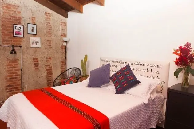 Standard Tek Büyük Yataklı Oda, 1 Çift Kişilik Yatak, Sigara İçilmez, Ortak Banyo