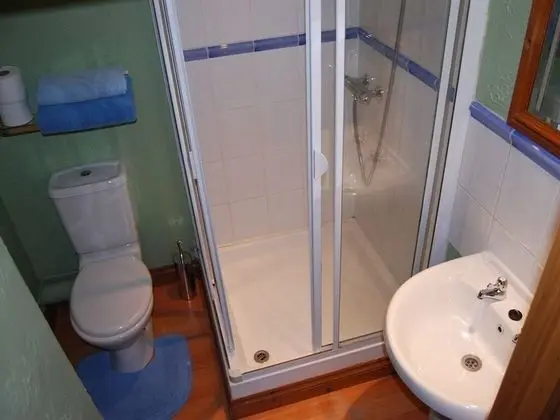 Standard Tek Büyük Yataklı Oda, Banyolu/Duşlu