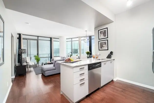 Apart Daire, 2 Büyük (Queen) Boy Yatak, Sigara İçilmez, Şehir Manzaralı