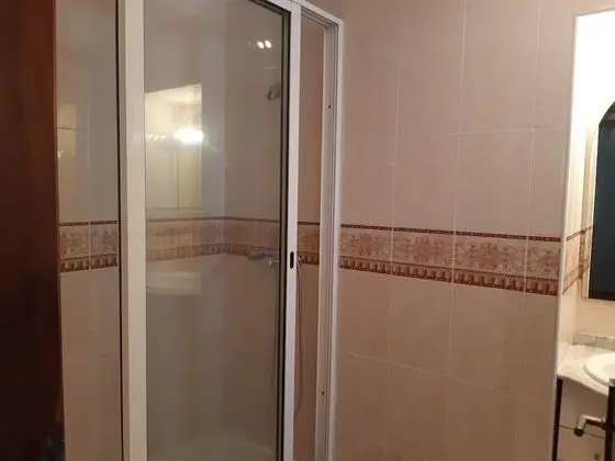 Ev, 2 Büyük (Queen) Boy Yatak