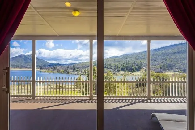 Exclusive Oda, Balkon, Göl Manzaralı