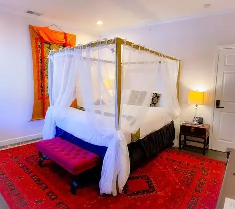 Signature Oda, Tepe Manzaralı