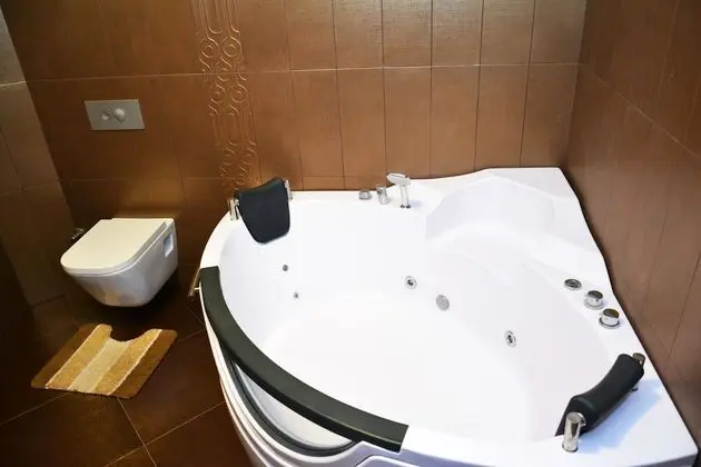 Luxury Apart Daire, 4 Yatak Odası, Sıcak Su Havuzu, Deniz Manzaralı