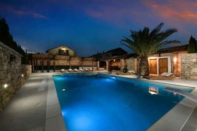 Villa, Sigara İçilebilir