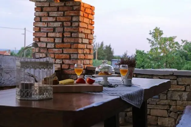 Villa, Sigara İçilebilir