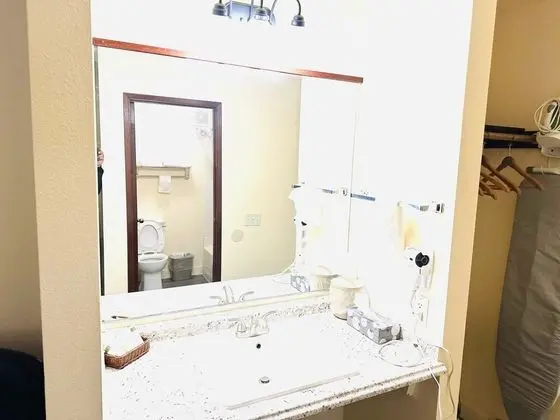 Basic Tek Büyük Yataklı Oda