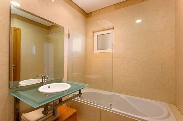 Apart Daire, 1 En Büyük (King) Boy Yatak ve Çekyat