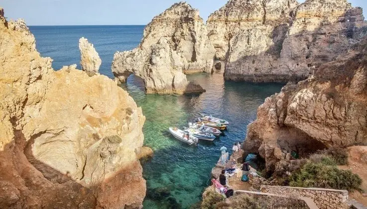 Apart Daire, 1 En Büyük (King) Boy Yatak ve Çekyat