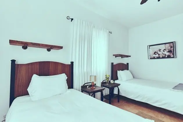 Family Ev, Havuz Manzaralı