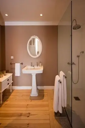 Exclusive Tek Büyük veya İki Ayrı Yataklı Oda, Nehir Manzaralı (Rock Rose)