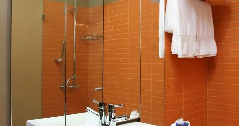 Standard Tek Büyük veya İki Ayrı Yataklı Oda