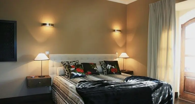 Superior Tek Büyük veya İki Ayrı Yataklı Oda