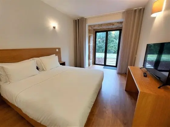 Comfort Tek Büyük Yataklı Oda, 1 Büyük (Queen) Boy Yatak, Teras, Bahçe Manzaralı