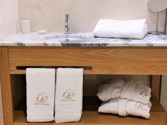 Comfort Tek Büyük Yataklı Oda, 1 Büyük (Queen) Boy Yatak, Teras, Bahçe Manzaralı