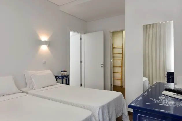 Tek Büyük veya İki Ayrı Yataklı Oda, Teras