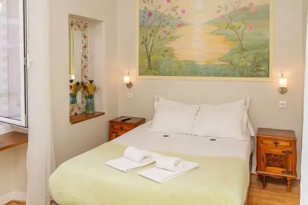 Tek Büyük veya İki Ayrı Yataklı Oda