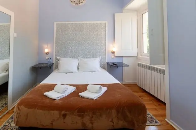 Tek Büyük veya İki Ayrı Yataklı Oda