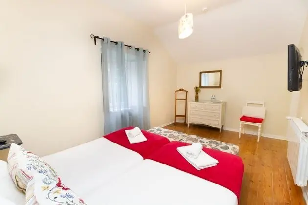 Tek Büyük veya İki Ayrı Yataklı Oda