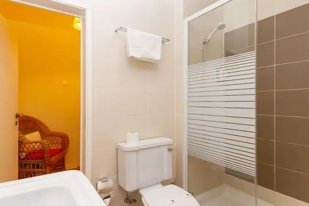 Tek Büyük veya İki Ayrı Yataklı Oda