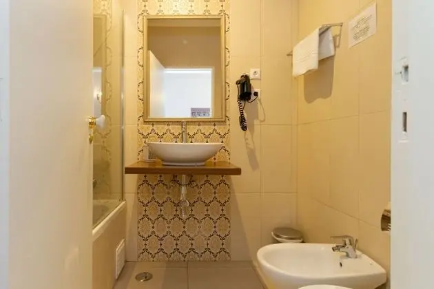 Tek Büyük veya İki Ayrı Yataklı Oda