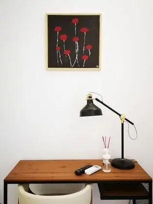 Poppy Premium Room
