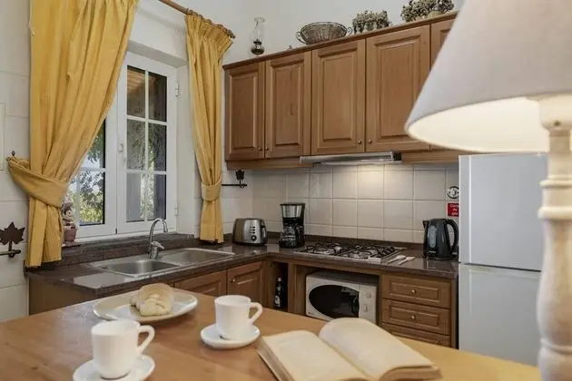 Ev (2 Bedrooms)