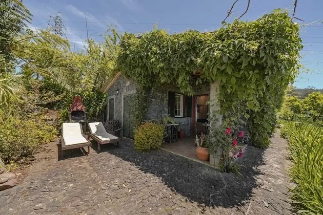 Ev (2 Bedrooms)