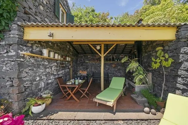 Ev (1 Bedroom)