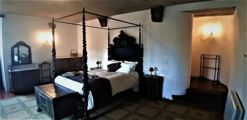 Classic Tek Büyük Yataklı Oda, 1 Büyük (Queen) Boy Yatak, Özel Banyo (3)