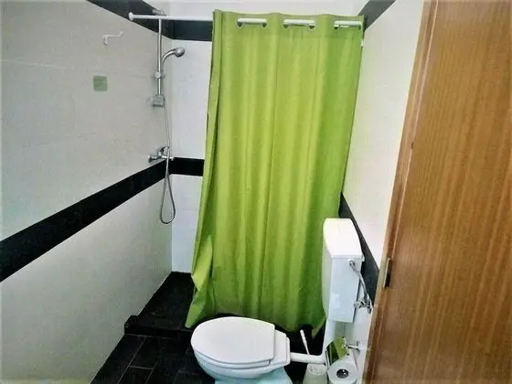 Classic Tek Büyük Yataklı Oda, 1 Çift Kişilik Yatak, Özel Banyo (2)