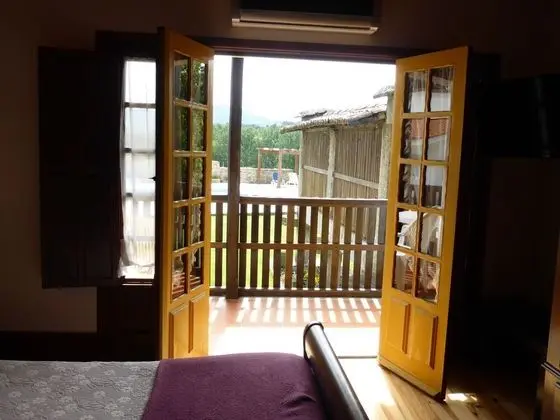 Traditional Tek Büyük Yataklı Oda