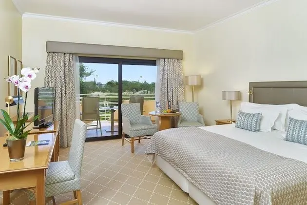 Tek Büyük veya İki Ayrı Yataklı Oda, Bahçe Manzaralı (Golf Side)