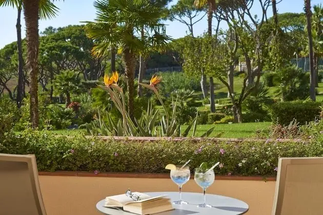 Tek Büyük veya İki Ayrı Yataklı Oda, Bahçe Manzaralı (Lagoon Side)