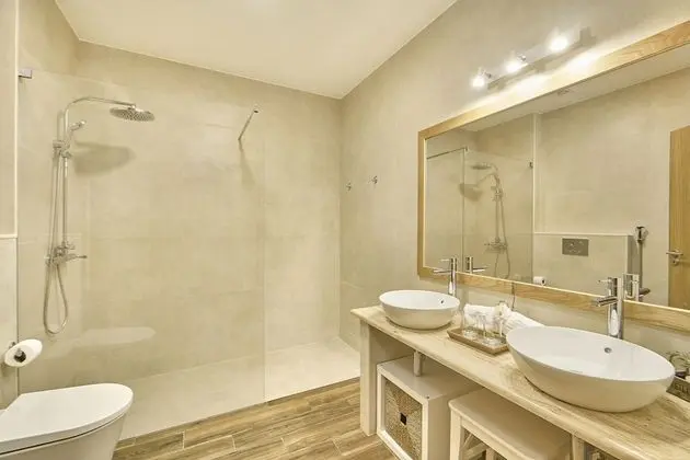 Deluxe Oda, Kısmi Deniz Manzarası