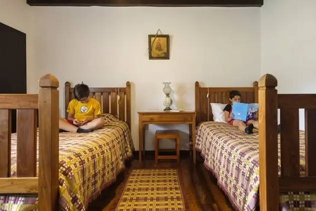 Traditional Tek Büyük veya İki Ayrı Yataklı Oda