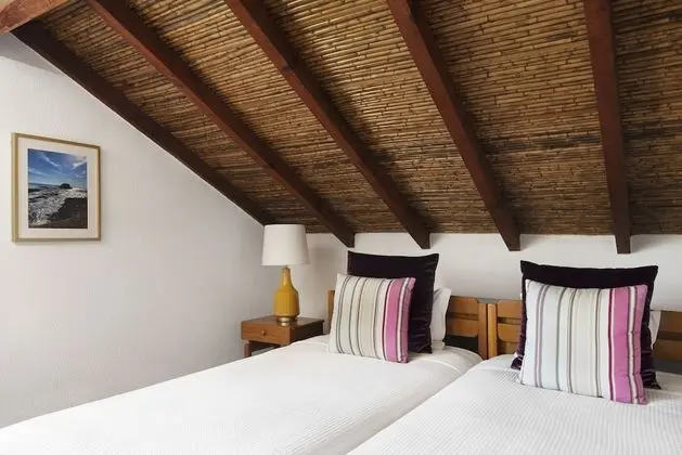 Basic Tek Büyük veya İki Ayrı Yataklı Oda, 1 Çift Kişilik veya 2 Tek Kişilik Yatak