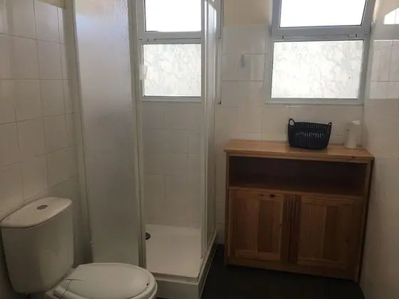 Tek Büyük Yataklı Oda, Ortak Banyo (Sheep)