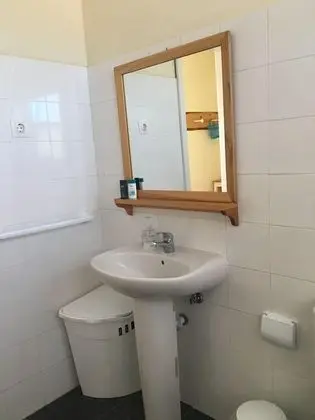 Tek Büyük Yataklı Oda, Ortak Banyo (Sheep)