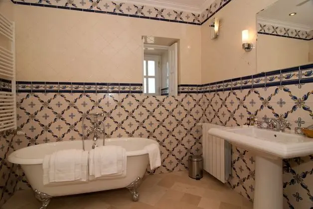 Tek Büyük Yataklı Oda, Balkon