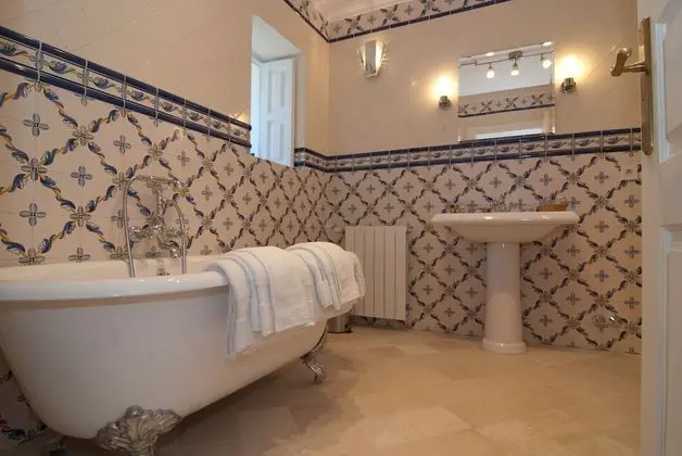 Tek Büyük Yataklı Oda, Balkon