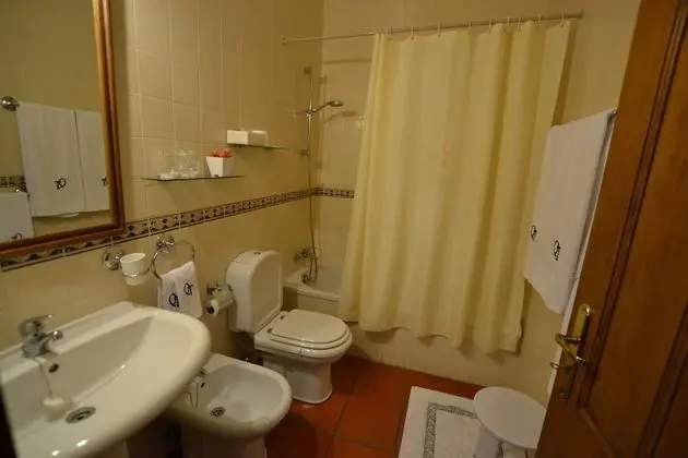 Tek Büyük veya İki Ayrı Yataklı Oda