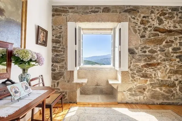 Deluxe Tek Büyük veya İki Ayrı Yataklı Oda, Nehir Manzaralı